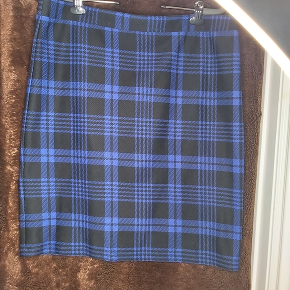 Pencil plaid skirt - black and blue - Picture 5 of 7